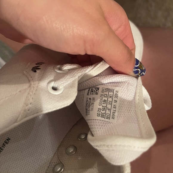 Mens adidas white sneakers size 13.5 - Picture 6 of 6